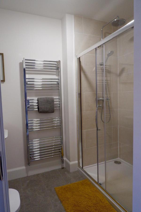 No 7 Quiet, Two Bedroom Ground Floor Flat In Tornagrain Great For Early Airport Departures Or Late Flights Dalcross Extérieur photo
